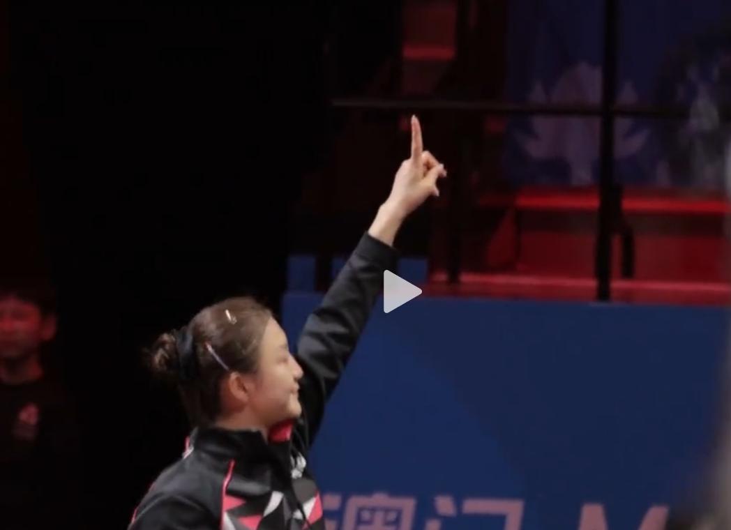 从来没见获得亚军的球队，观众会满场欢呼，压过冠军，但昨天就见识到了。河北队女乒