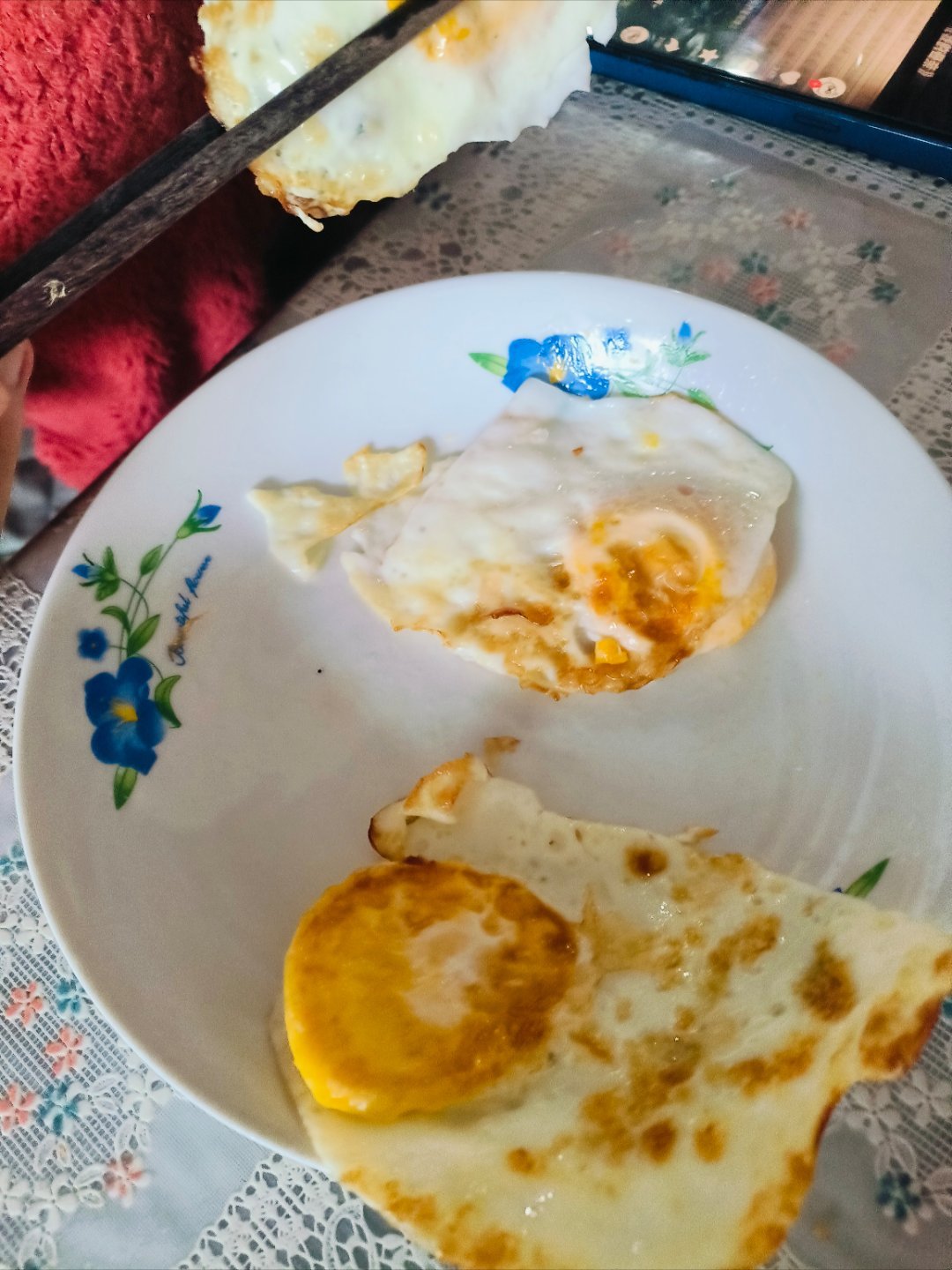 今日份早餐，闺女点餐，想吃煎蛋🍳，那必须安排！（虽然煎的不怎么样）