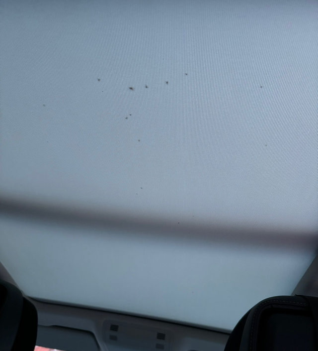 迈腾全景天窗和遮阳帘之间进异物咋办买来后在老家门口放着，每天车钥匙一键开启车窗