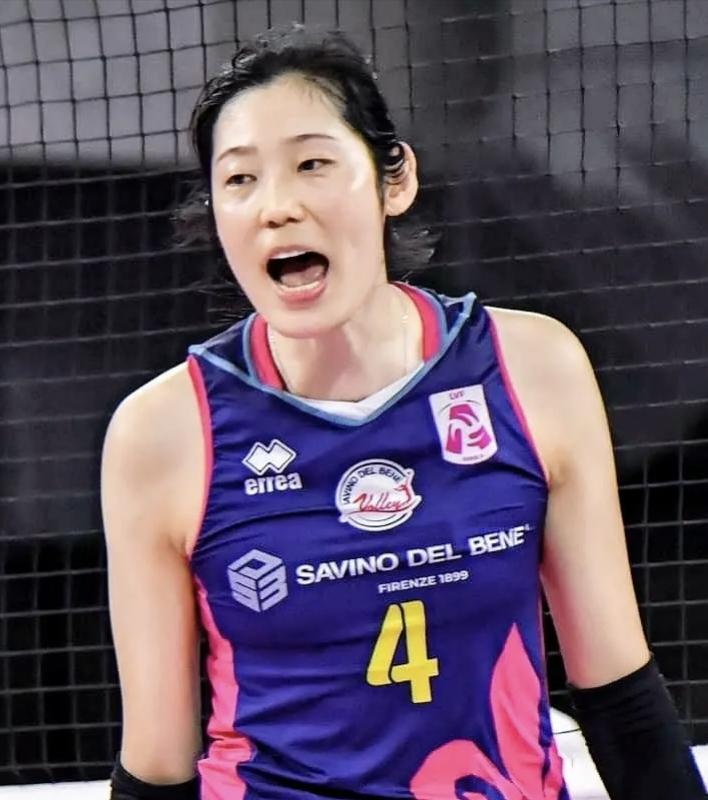 双星闪耀欧洲，中国女排不可轻视！欧洲女排赛场传来消息，原中国女排