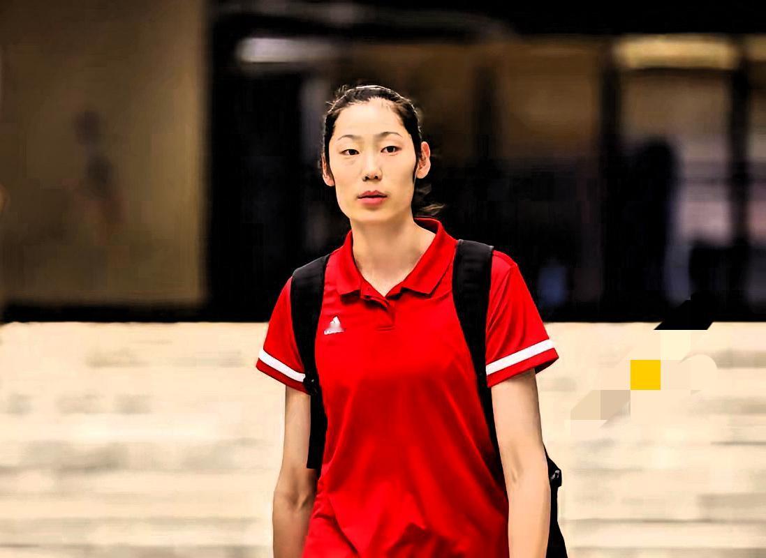 朱婷返回意大利前：做了3件事！​其实按照俱乐部给朱婷的假期，朱婷应该可以待