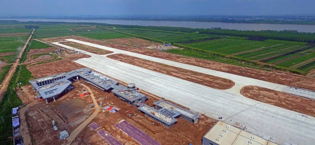 武汉首个通用航空机场—汉南通用航空机场已初步成形,其航站楼主体