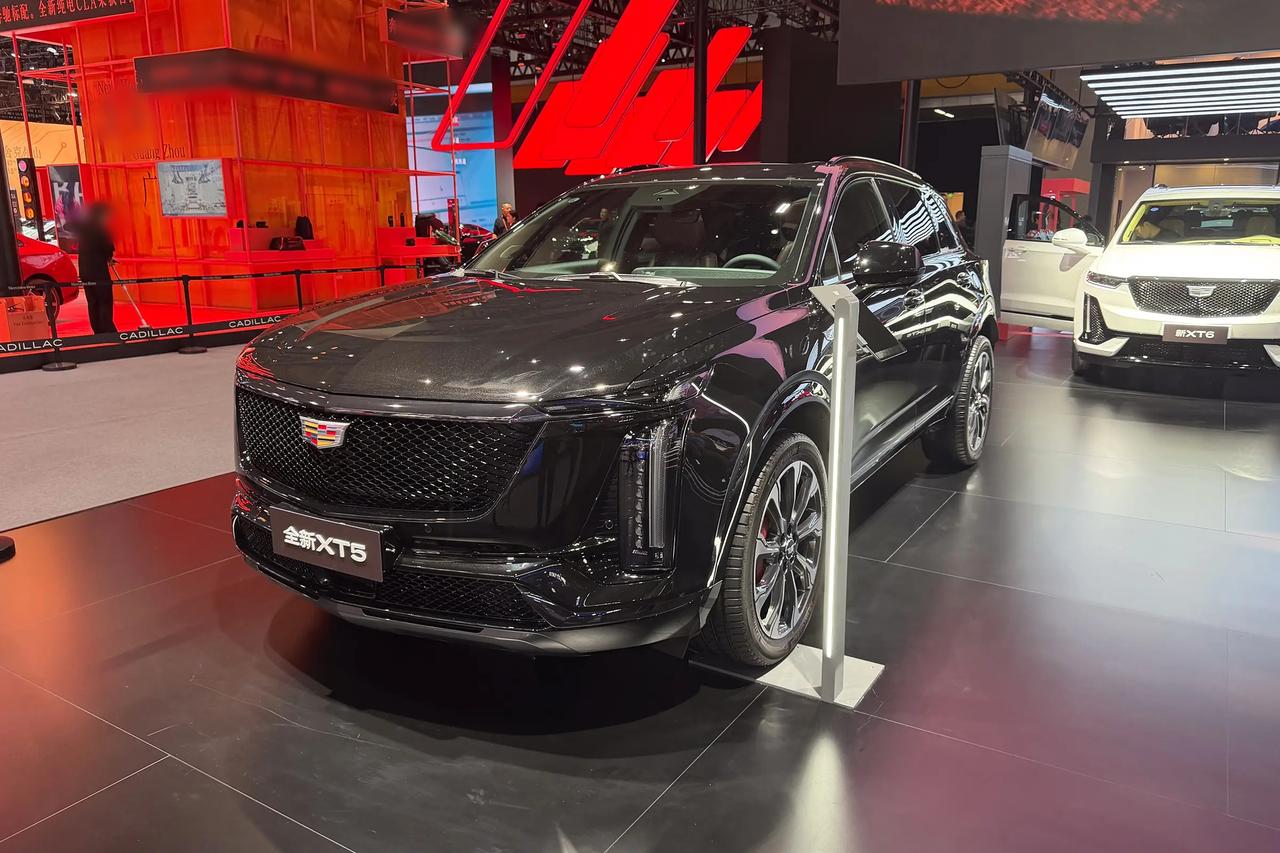 说实话，凯迪拉克XT5现在带劲的不是配置，是凯迪拉克终于把价格打下来了💥。豪