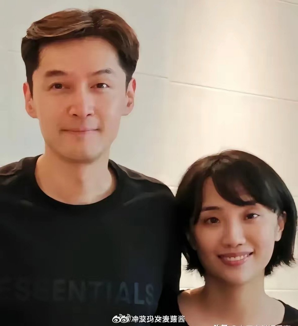 一直怀疑胡歌的审美有问题，江疏影哪里差了，胡歌偏偏就是不选​​​