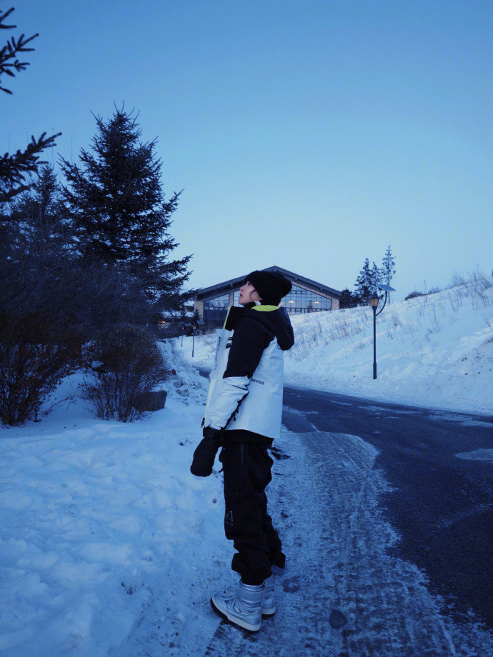 数数关晓彤摔了几种姿势哈哈哈哈哈