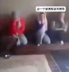 叙利亚南部苏韦达地区，阿拉伯部落武装和德鲁兹武装分子的火拼还没有停止，贝都因部落