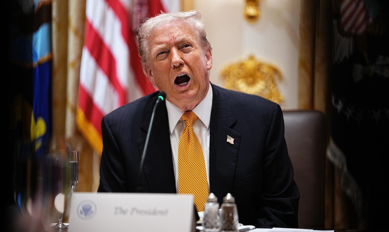 难以置信，美国又干了一件让人笑掉大牙的事情，买了10架飞机，竟然没有发动机，