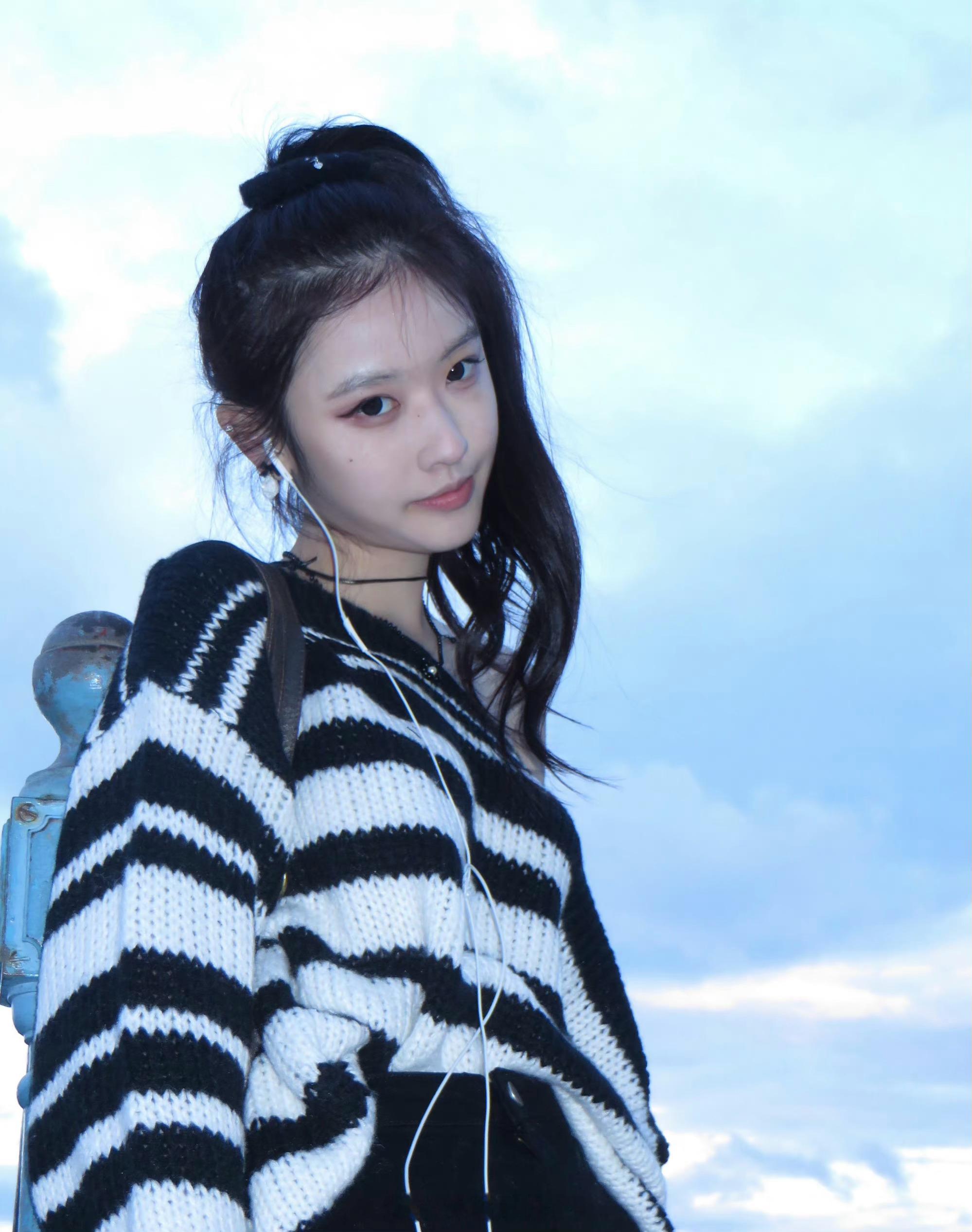 爸爸说以后吃饭只让我吃鸡头和鸡翅膀我直接离开了是我不对吗，中午烤了鸡翅吃饭的时候