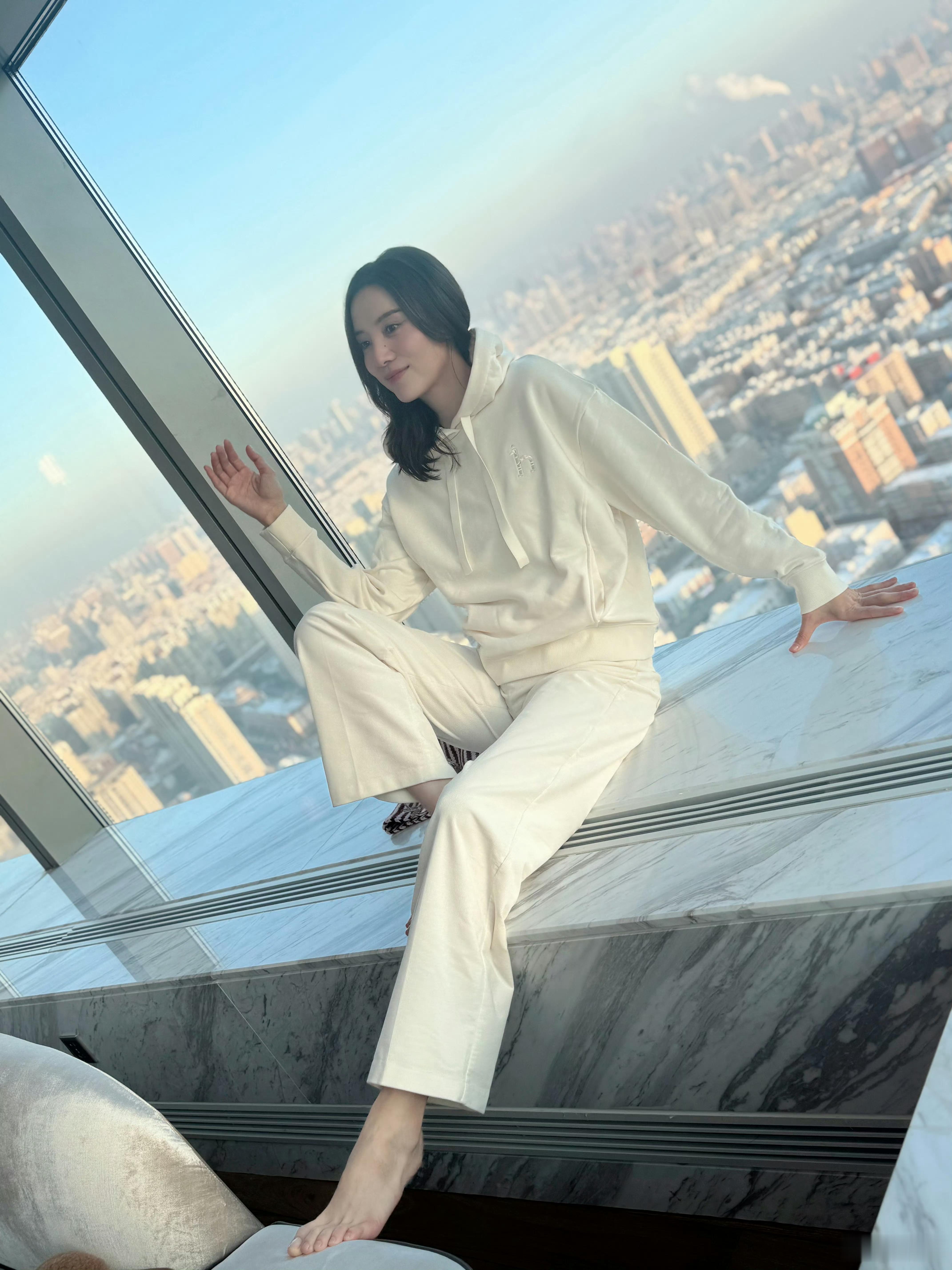 宋佳x美腿光脚·妈妈级别