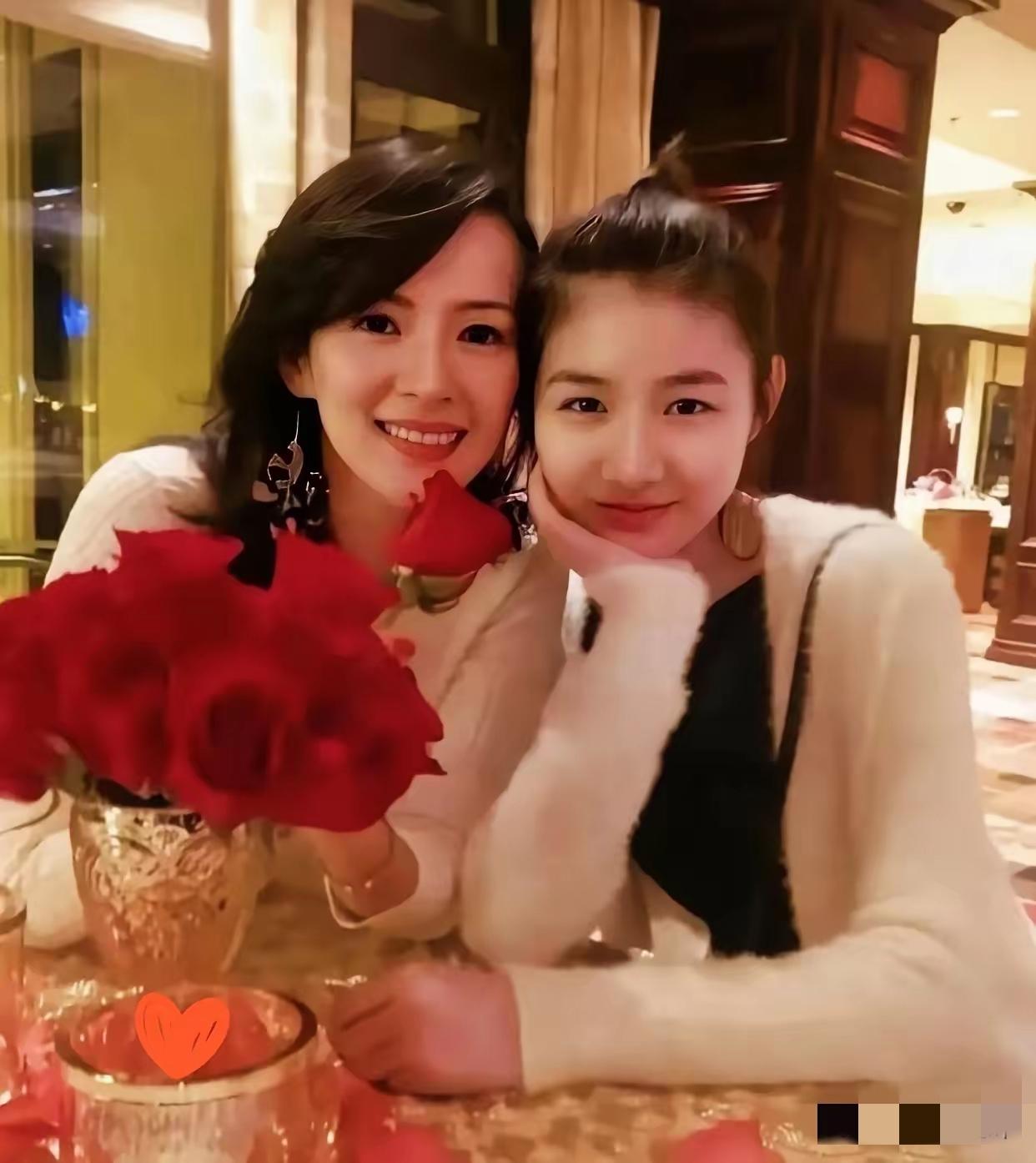 你敢信？维系章子怡和汪峰家最后一点温度的，不是爱情，不是血缘，而是……多少