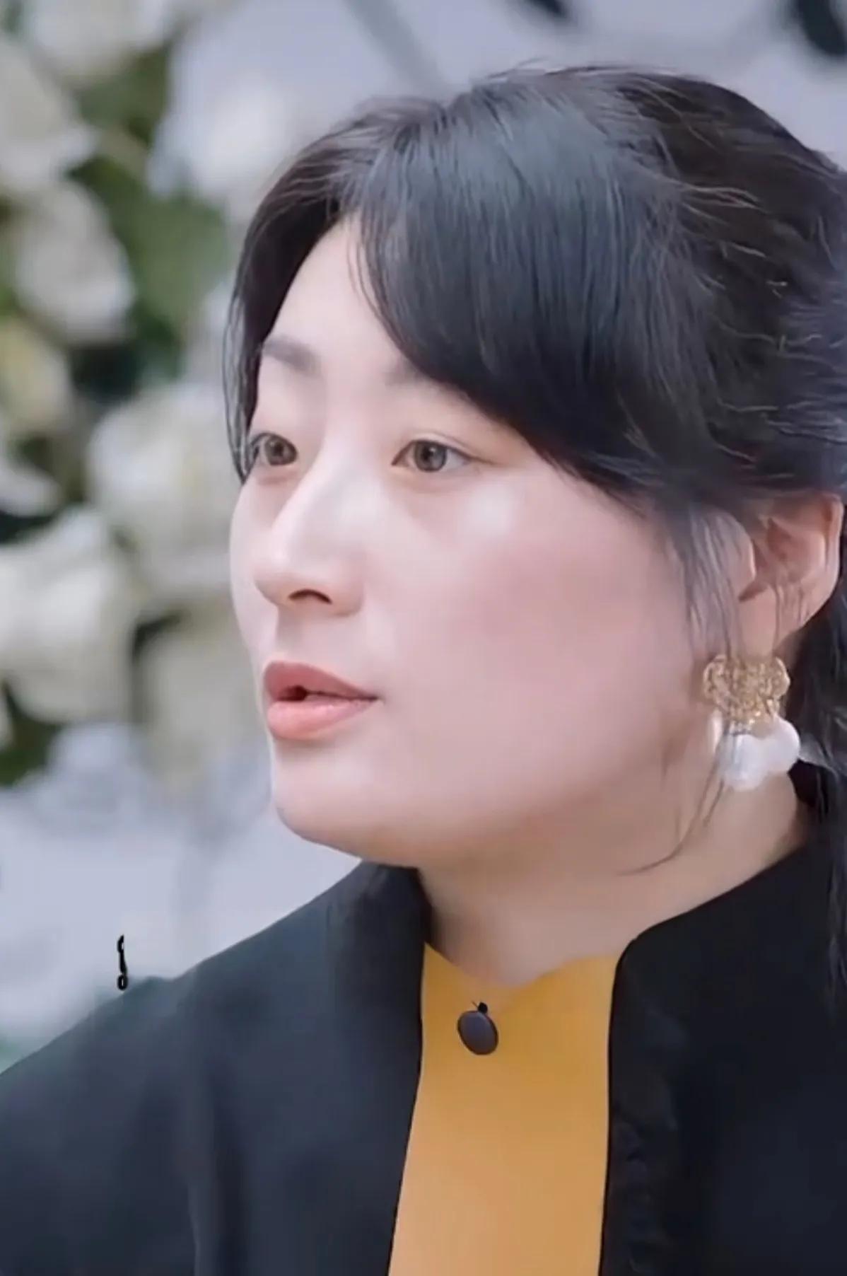久闻宗馥莉不是常人眼里的普通富二代。早些年间，就曾流传过关于他和万达公子王思聪
