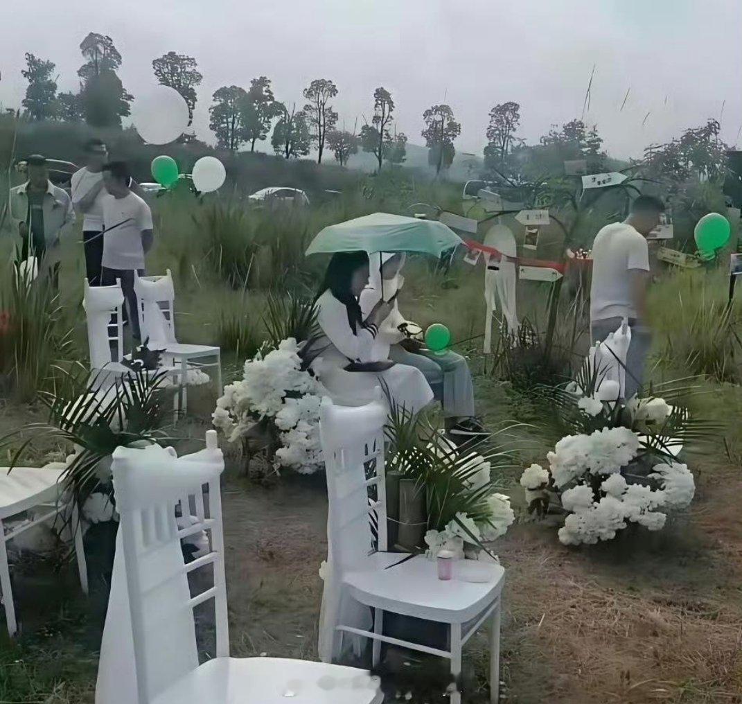 西式婚礼，天大的喜事整成了迷失乱葬岗的感觉！罪过罪过