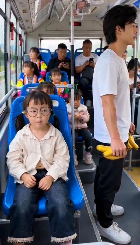 哎呦我的妈，哈哈。