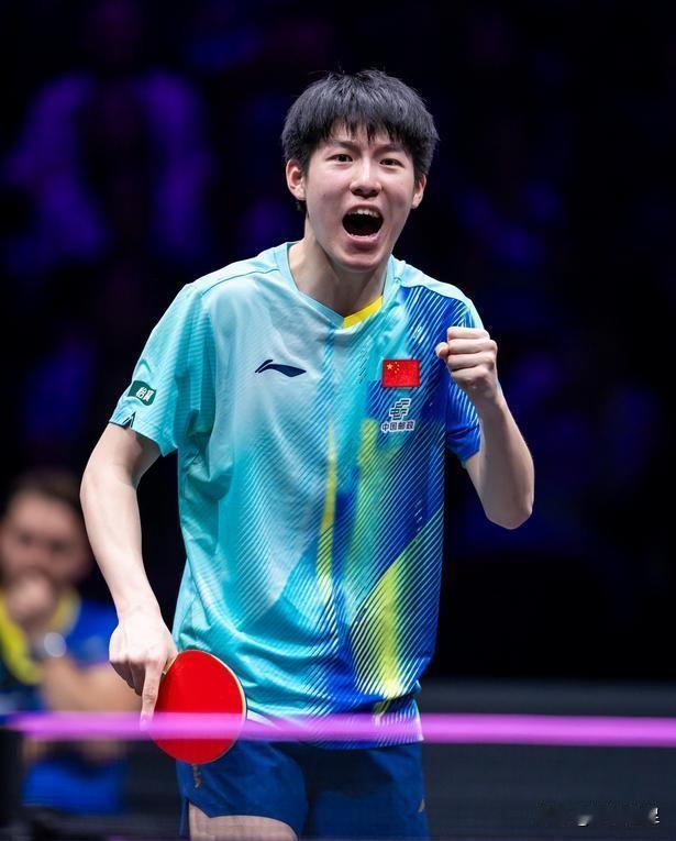 国乒男队史上最弱一届！王楚钦：世界排名第一林诗栋：世界排名第六向鹏：世界排