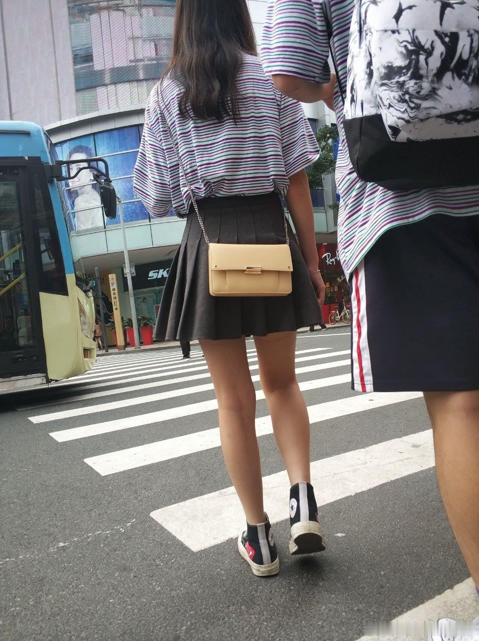 时尚穿搭街拍小姐姐穿搭​​​