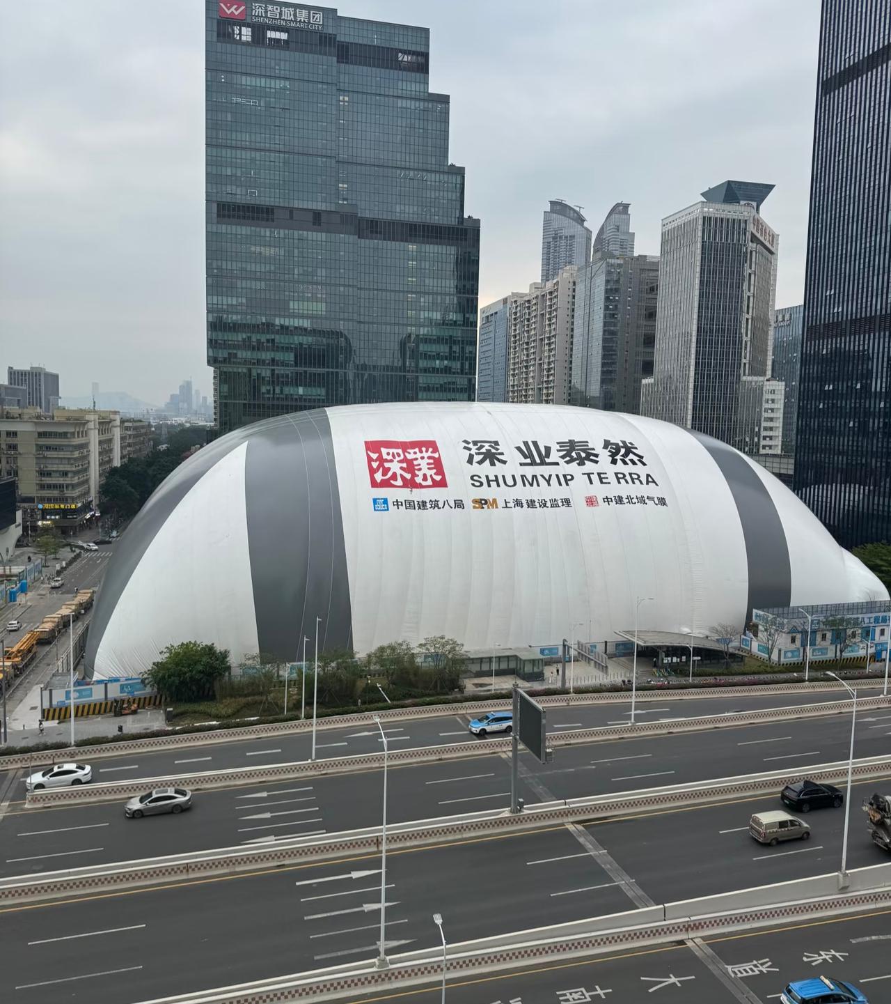 福田的这个“大枕头”是什么呀？最近路过车公庙F口的时候，经常能看到这个圆滚滚