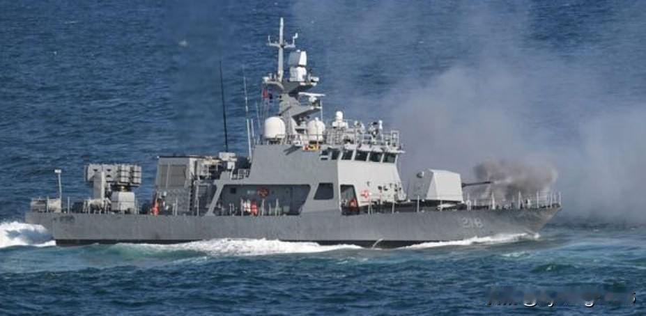 ⛴🇰🇷韩国加强近海舰队力量韩国海军接收了首艘“剑鹫-B”（Geomdo