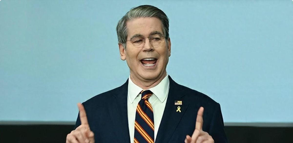 美国现在已经彻底发现，自己难以从中东抽身。为了缓解经济问题，特朗普四处想辙，把敲