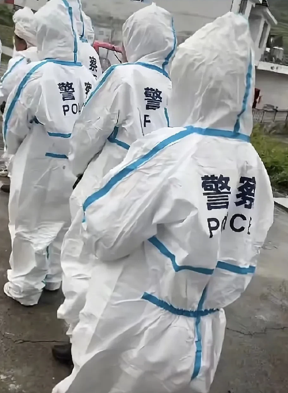 这份通报绝了！这是糊弄谁呢？近日，云南昭通麟凤镇，网传一居民家中在办理丧事，出