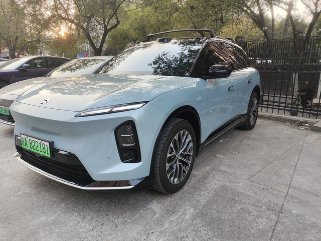 11月用车总结蔚来ES611月共计行驶3244公里，我自己有家充桩，上一台电车