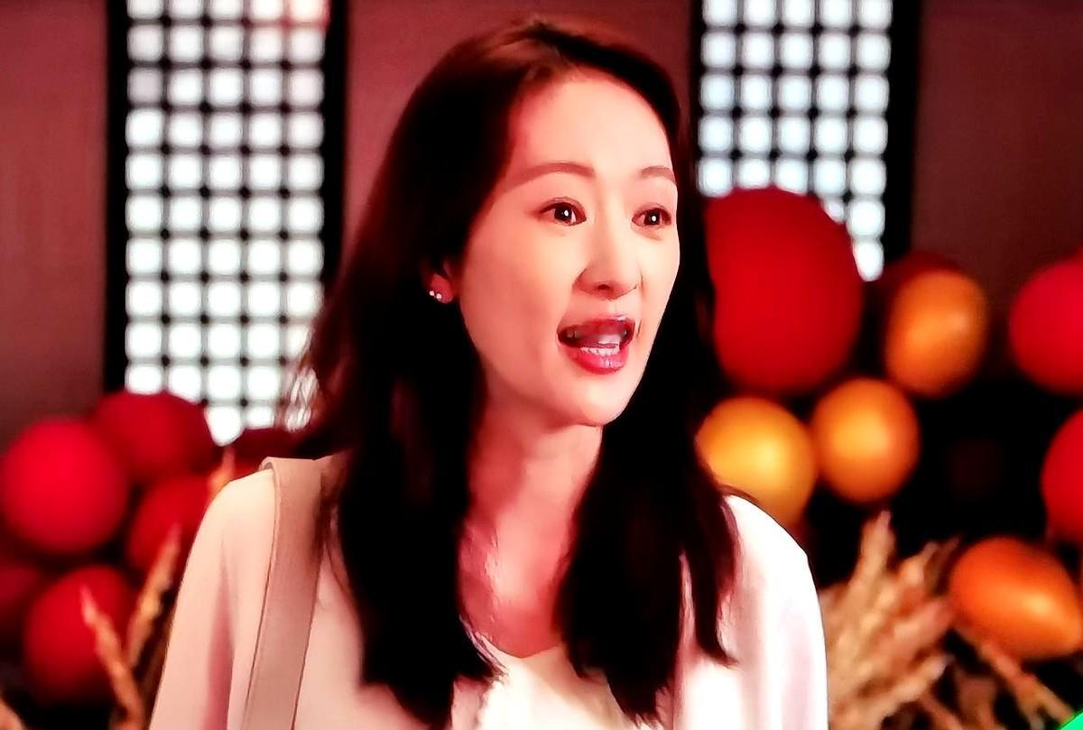 惊讶！央视八套电视剧《四喜》播放途中插播广告这波操作直接把观众整懵——不是早