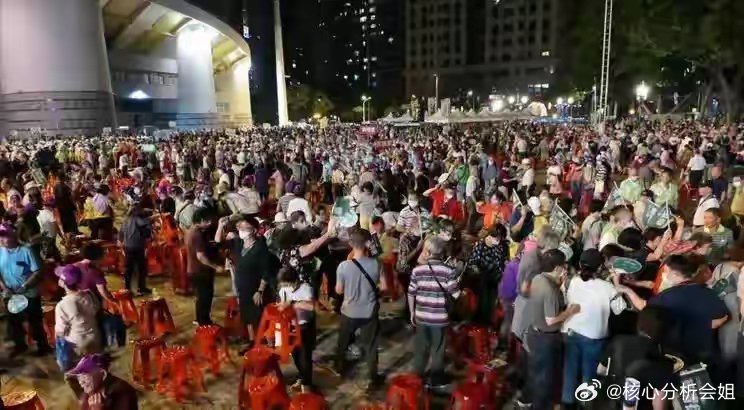 郑丽文访美前，岛内民调出炉，45%支持赖清德连任，太让大陆心寒赖清德都如此作死了
