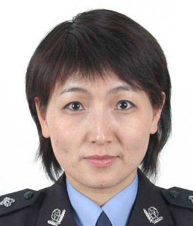 败类神探聂海芬，2003年，张氏叔侄好心搭载女孩王某，却因女孩遇害成了嫌疑人。聂