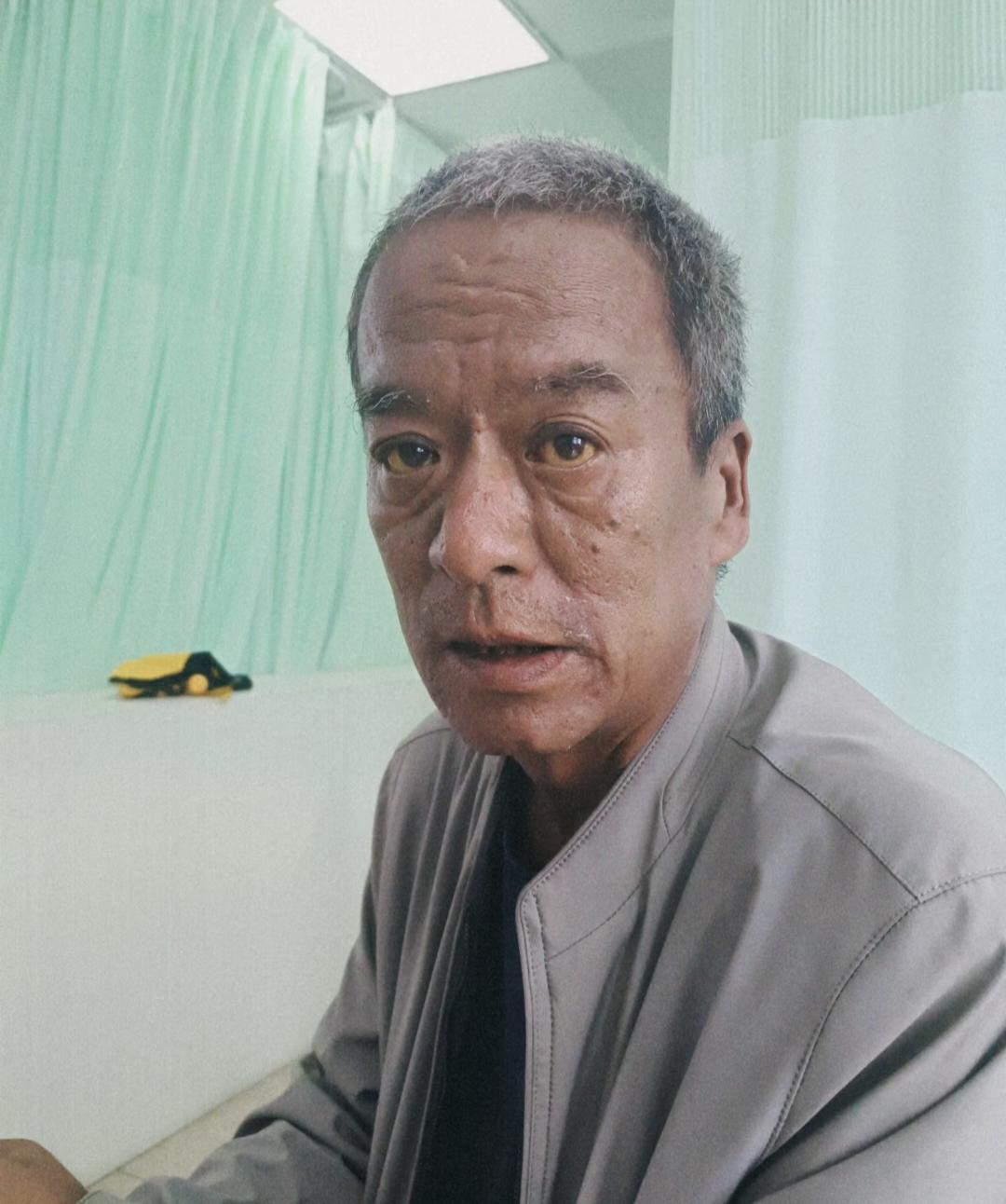 遗憾，父亲查出癌症晚期，女儿拿不出钱，然后……转身对父亲说:爸，咱回家吧，医生