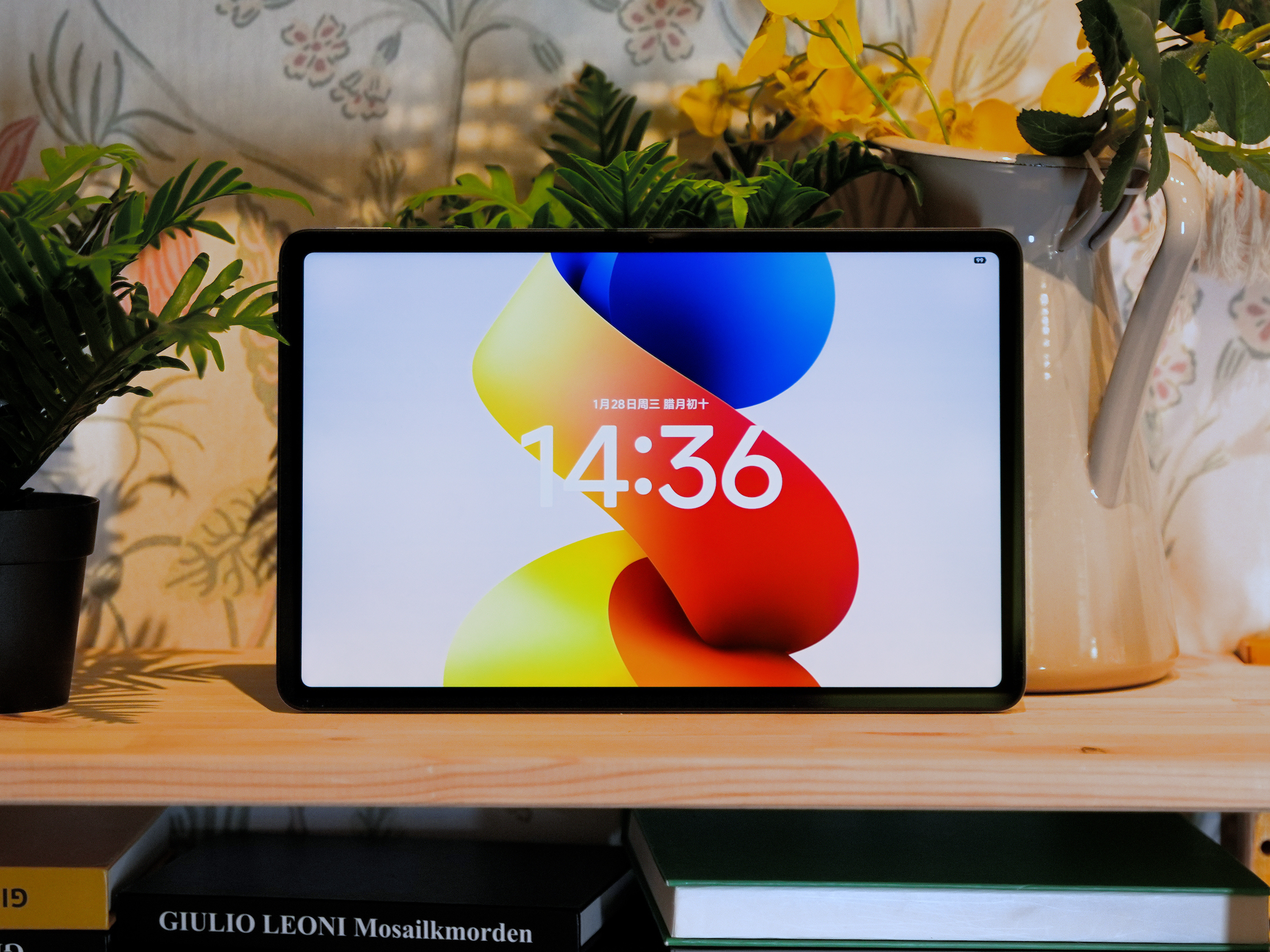 拿到REDMIPad2Pro的第一感觉，就是它把“实用主义”拉满。Pad2