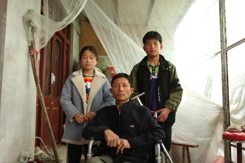 你那叫父亲的哥哥啥？全国网友吵翻了，看完我笑不活了！家人们谁懂啊！昨天跟北