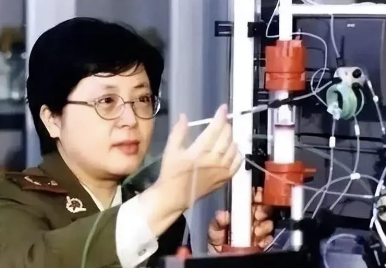 国务院一纸任命，58岁陈薇执掌工程院！这才是该上热搜的“硬核顶流”！ 7月1