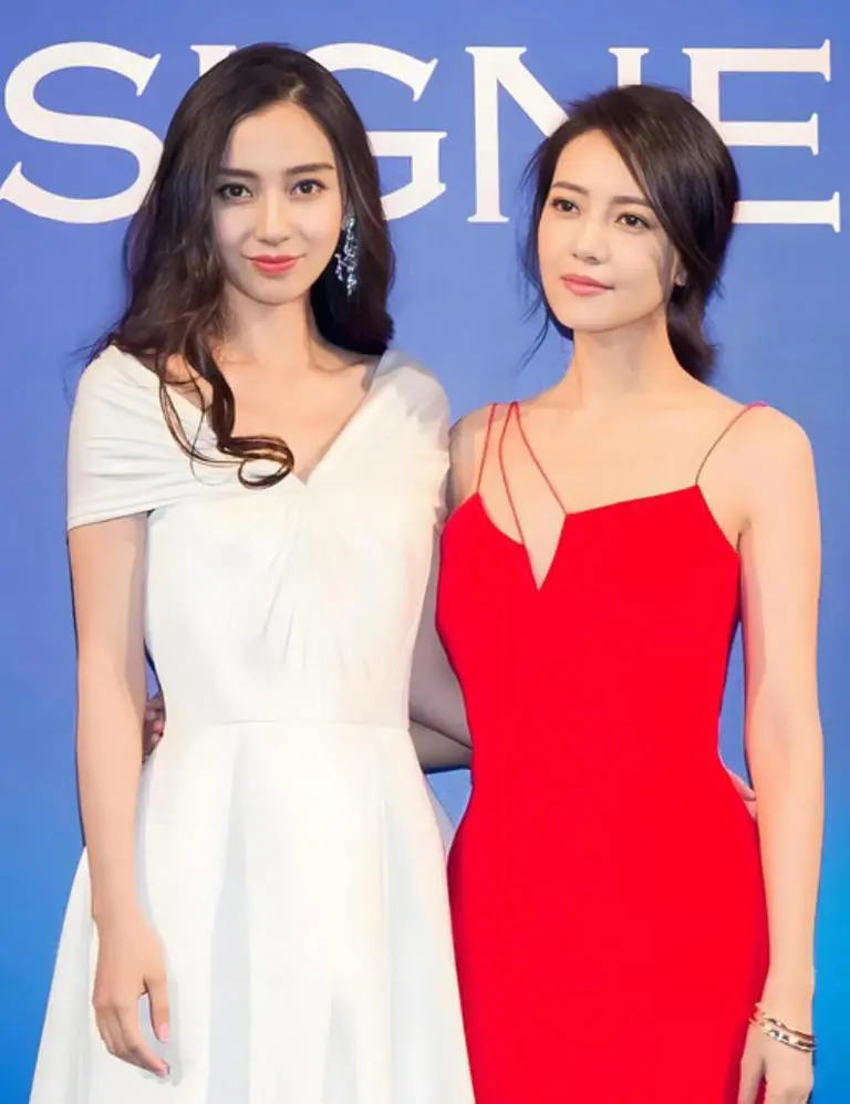 高圆圆算不算顶级大美人？看她与李小冉贾静雯合影便知