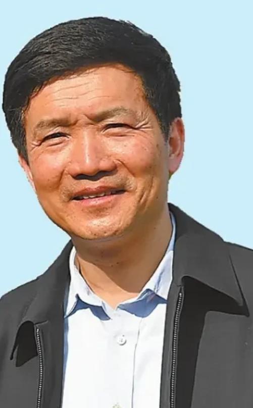 全面肃清魏小东被查影响，落马刚半个月，他的政协委员资格被撤销，虽然手上权力很大，