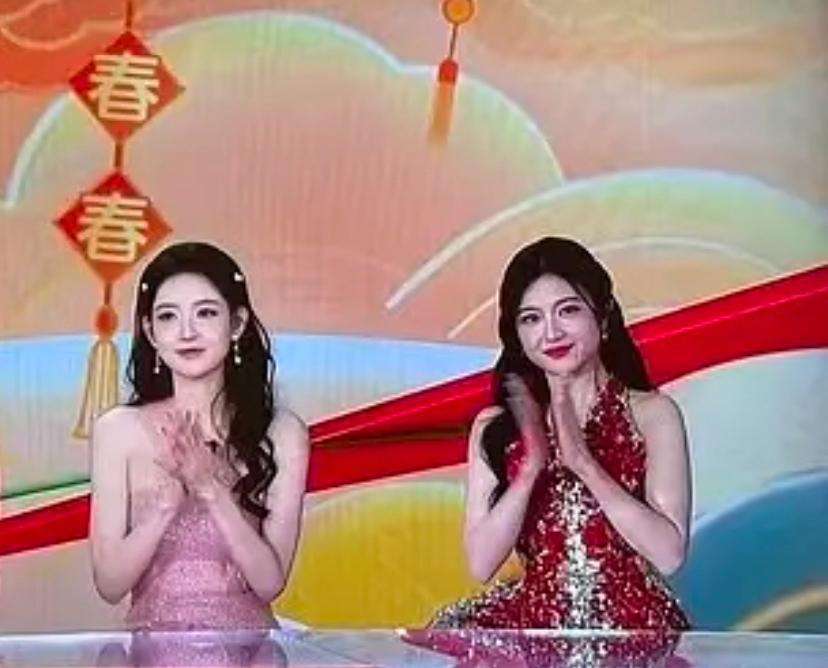 李兰迪和王玉雯同框，被“艳压”的好彻底啊其实单看脸，李兰迪五官更符合美女标准，