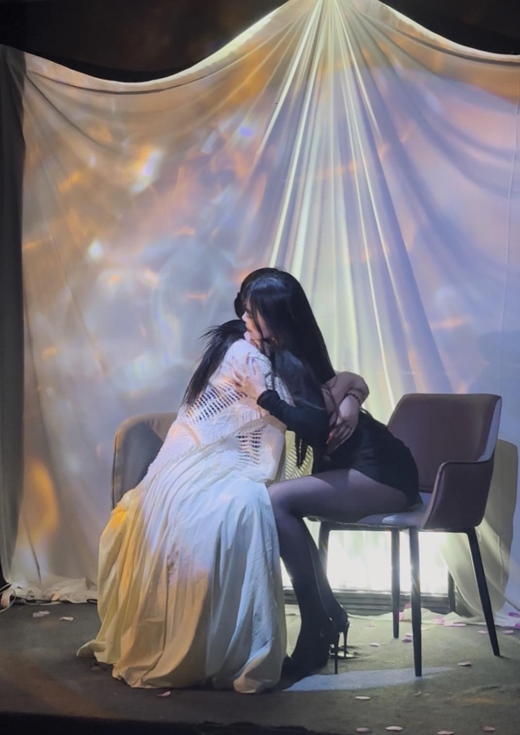 洛璃，你说过不会抛下我的