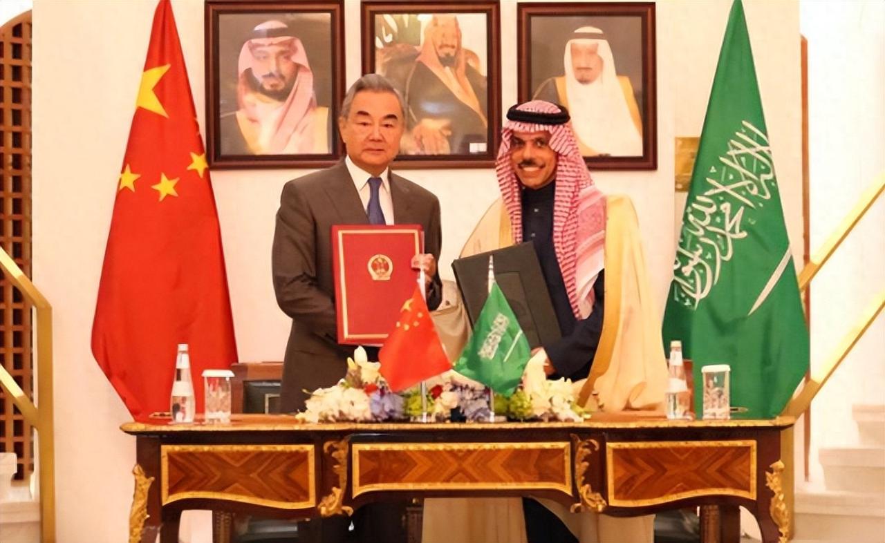 沙特又向中国下大单？特朗普红眼，英媒警告：一把梭哈将输给中国最近国际舞台上有