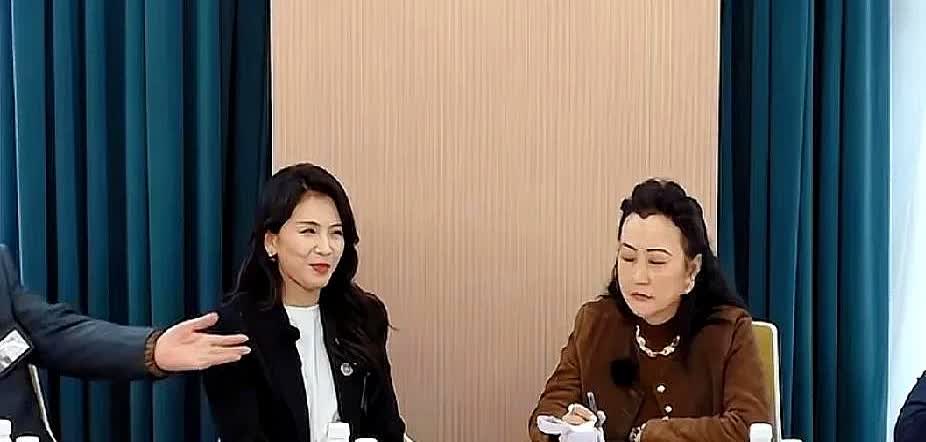 节目里，在探讨女演员结婚后能不能拍吻戏时，李诚儒提到了郝蕾当年因为有对象的情况下