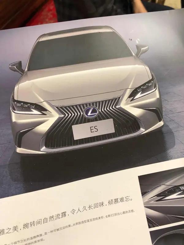 雷克萨斯这个车除了质量稳定可靠，经久耐用之外，也没有什么太多的优点了。车机不