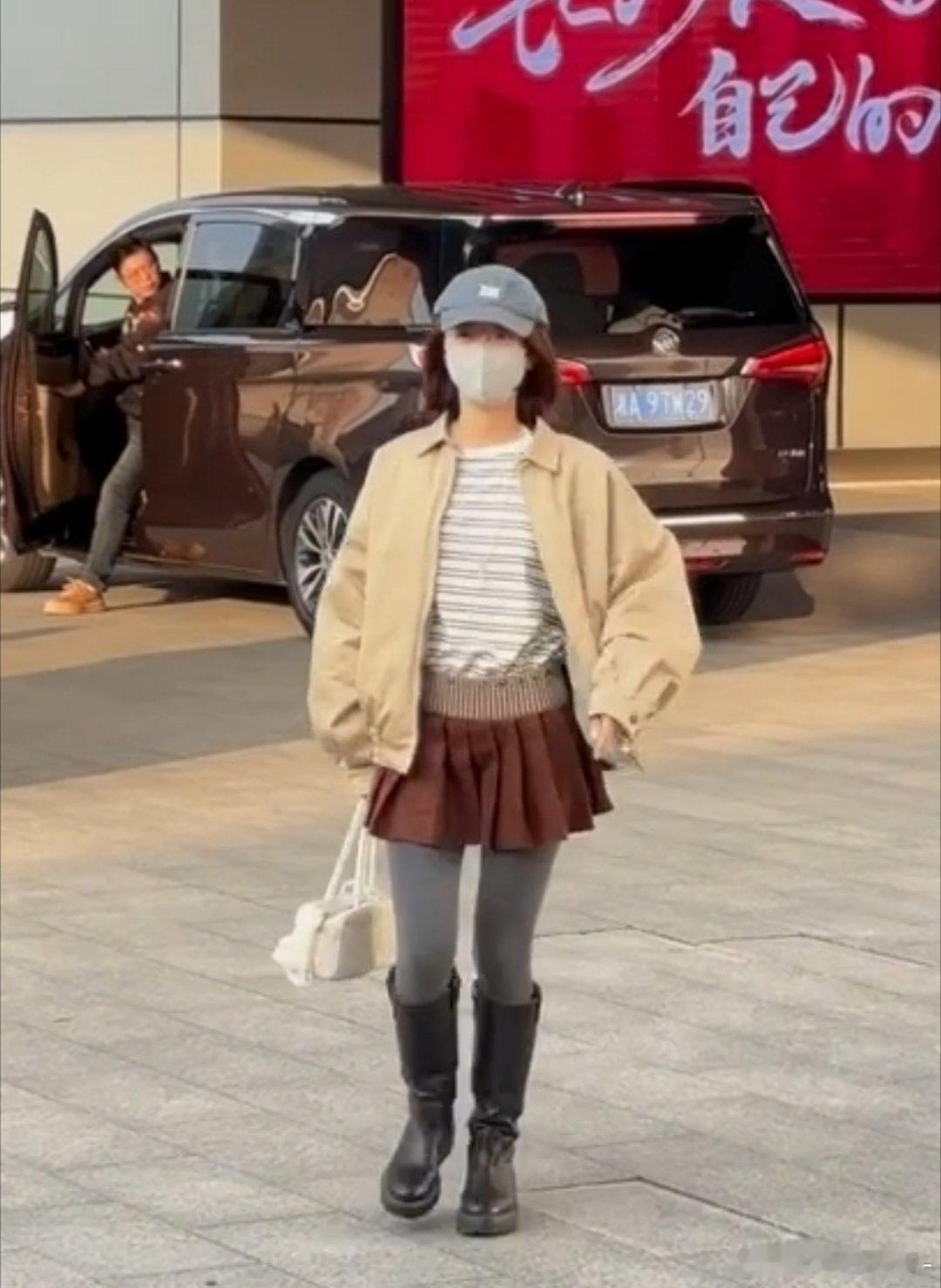 赵今麦需要换造型师…