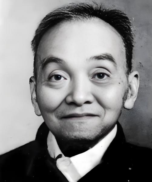 1949年，地下党被判死刑，临行刑前去上厕所，看守意味深长地说：“早去早回”，地