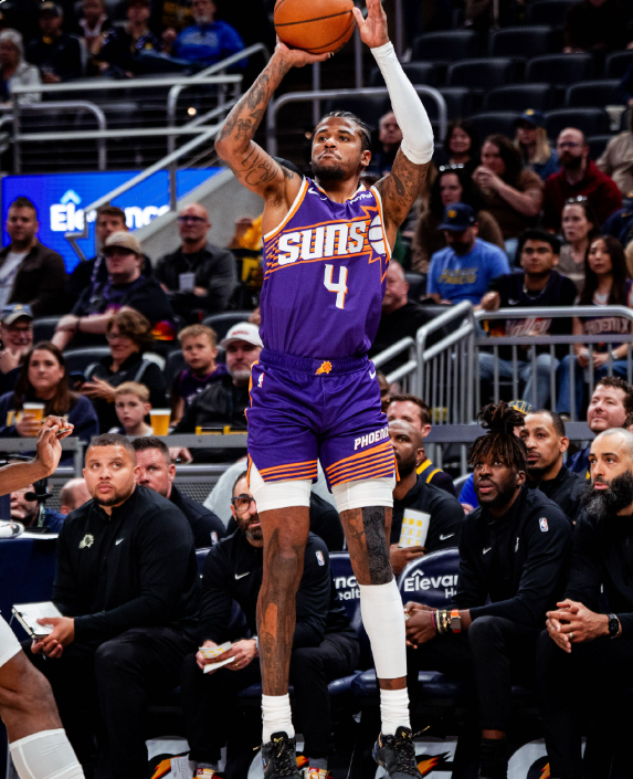 格林能不能稳定发挥是他能否成为全明星球员的关键格林不要求能一整个赛季保持所谓