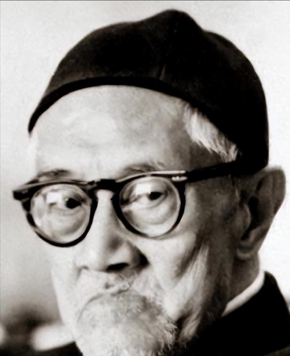 1953年政协扩大会议，梁漱溟当众顶撞毛泽东后，毛泽东：要给出路！[爱心]1