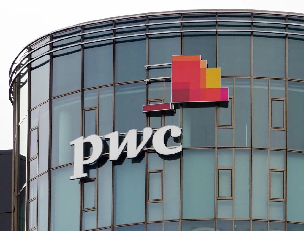 普华永道不干了: 你身上有她的香水味