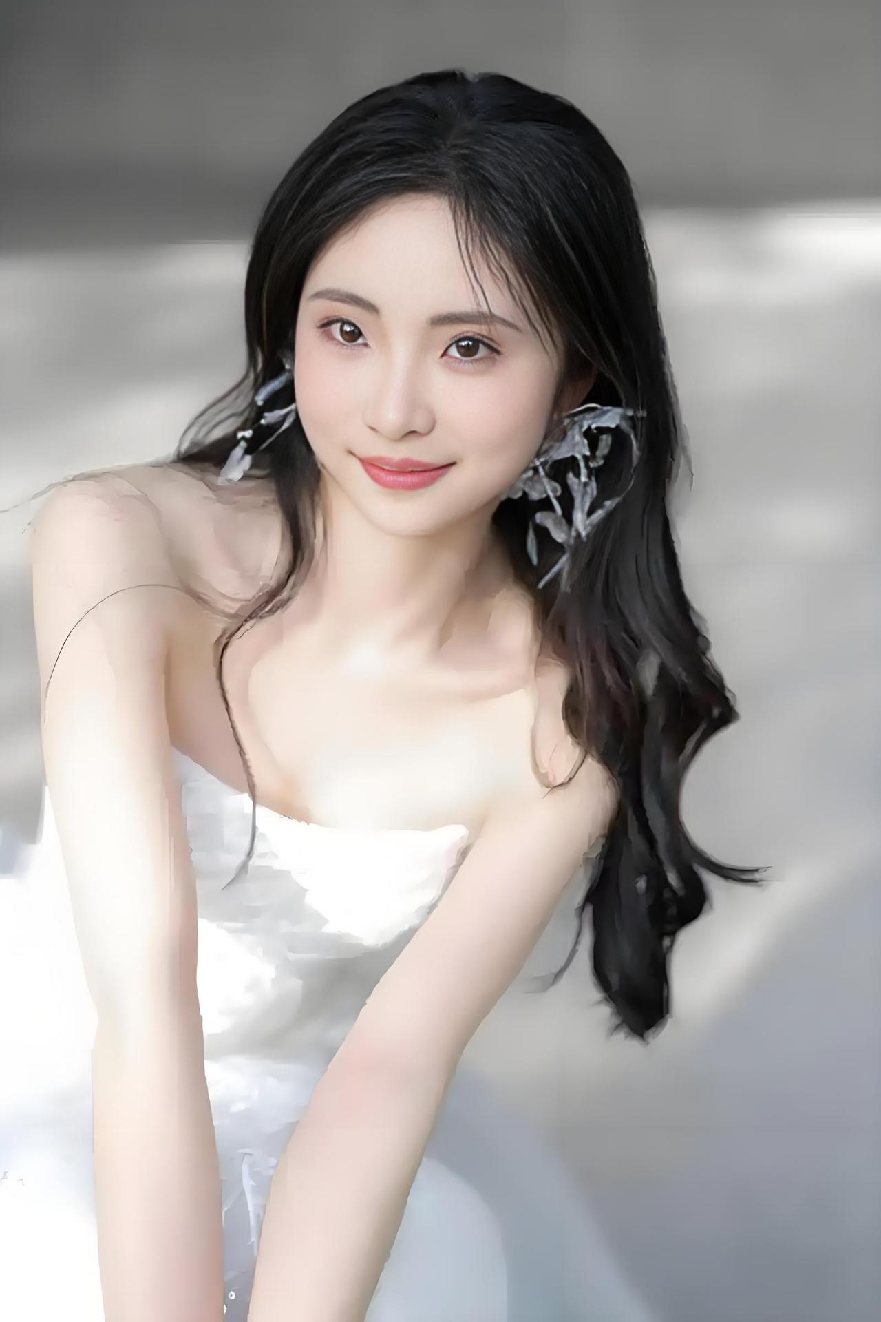 我们最大的问题：女性离家，整个家是一个空巢的家庭。最后这个结果是，使得女性比原来