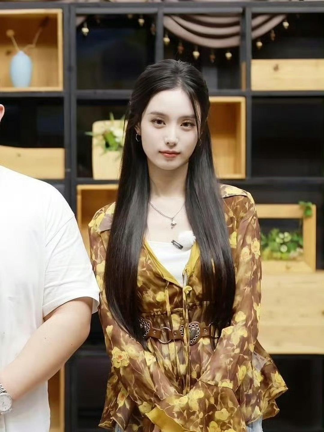 徐艺洋和路人素颜照，这颜值怪不得能迷住黄子韬！