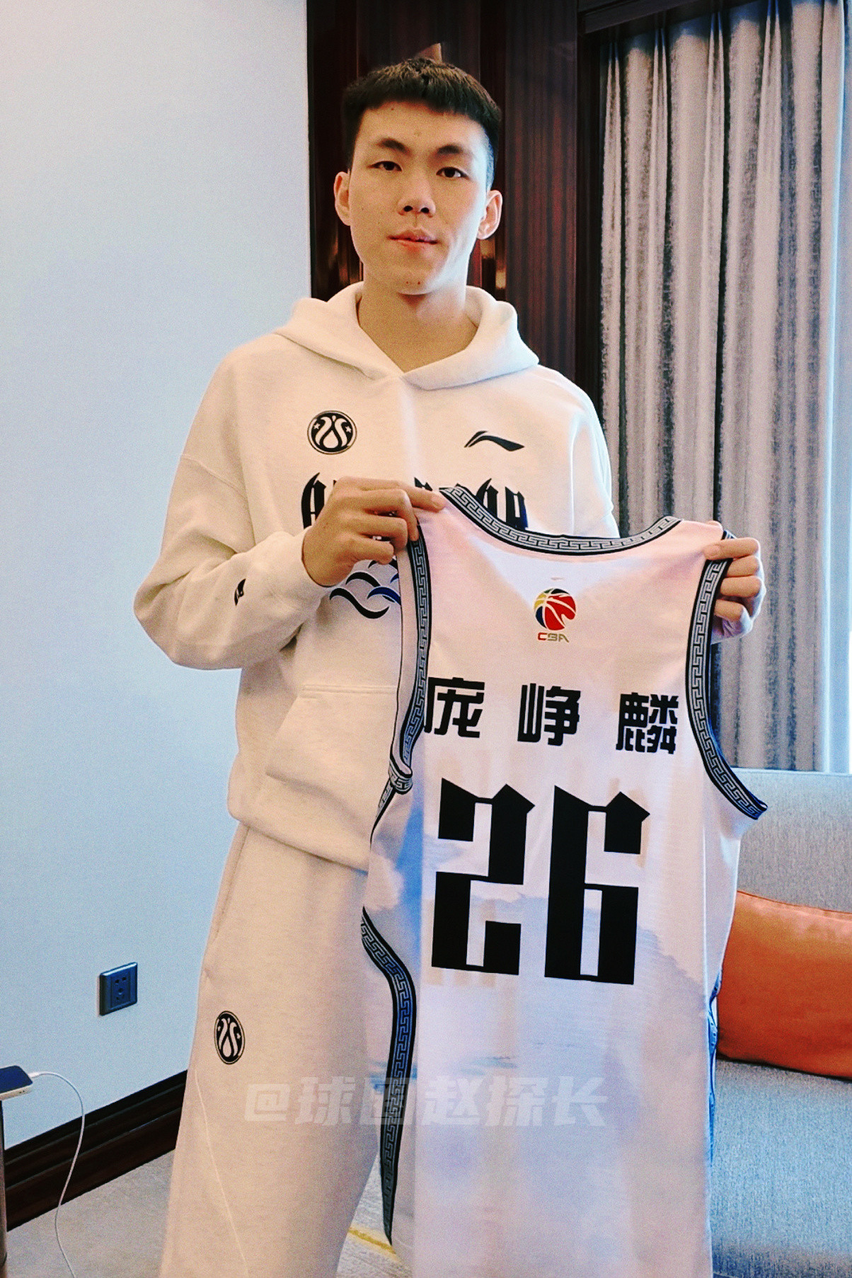 恭喜老6️⃣，CBA生涯第一年就全明星首发+进集训队+签赞助商庞峥麟签约李宁