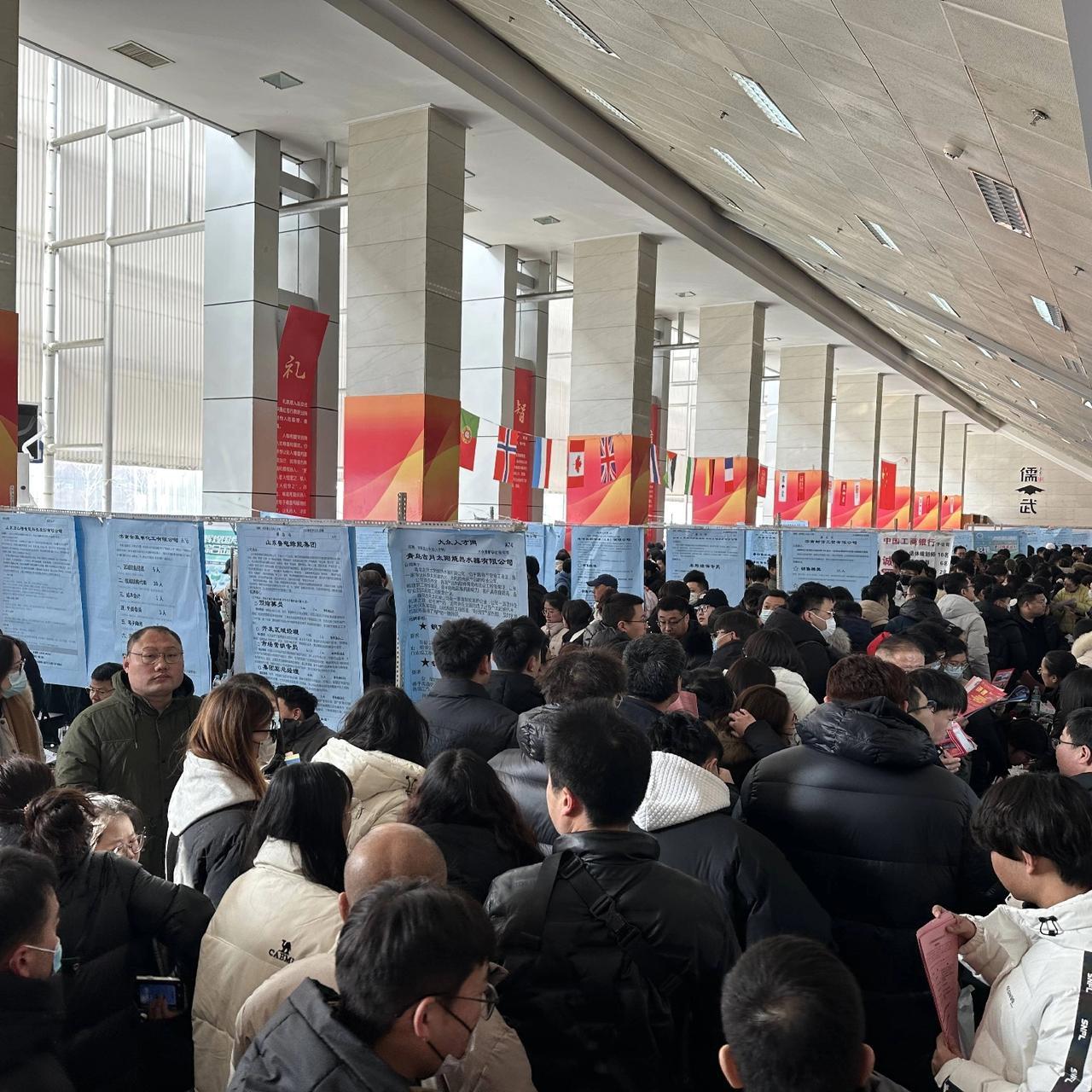 真心奉劝大家赶紧避坑这两个月宁愿在家歇着，也别瞎跑面试的很多招聘就是公司刷K