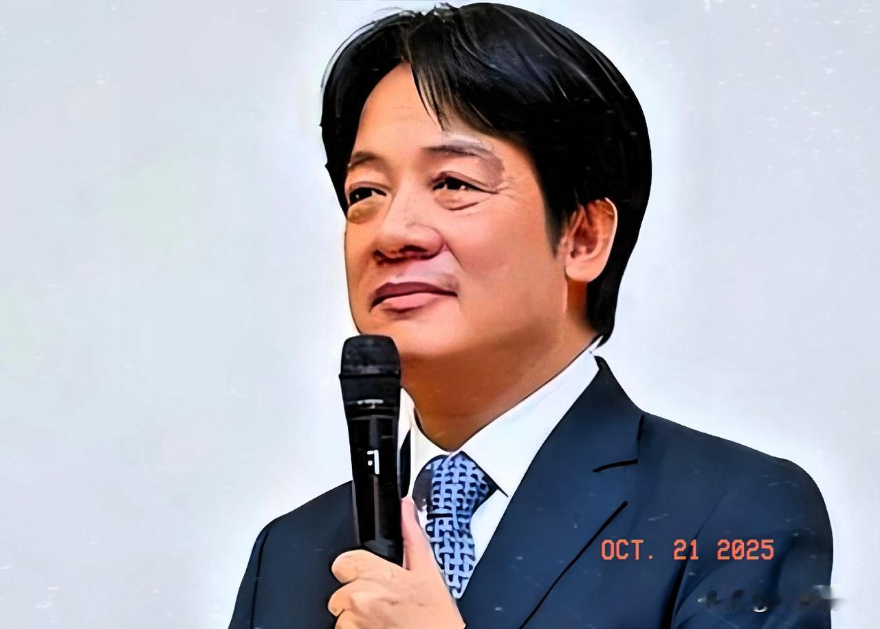 在“统一”与“独”的激烈碰撞中，郑丽文似乎真的在尝试走一条全新的道路。她没有直接