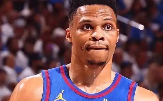 威少真的要无缘NBA了，因为截止日还没有球队愿意签下他，只差505分威少将成就历