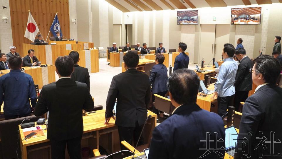 日本正计划再次入侵钓鱼岛，妄图在钓鱼岛更新“行政标柱”。据共同社报道，12月